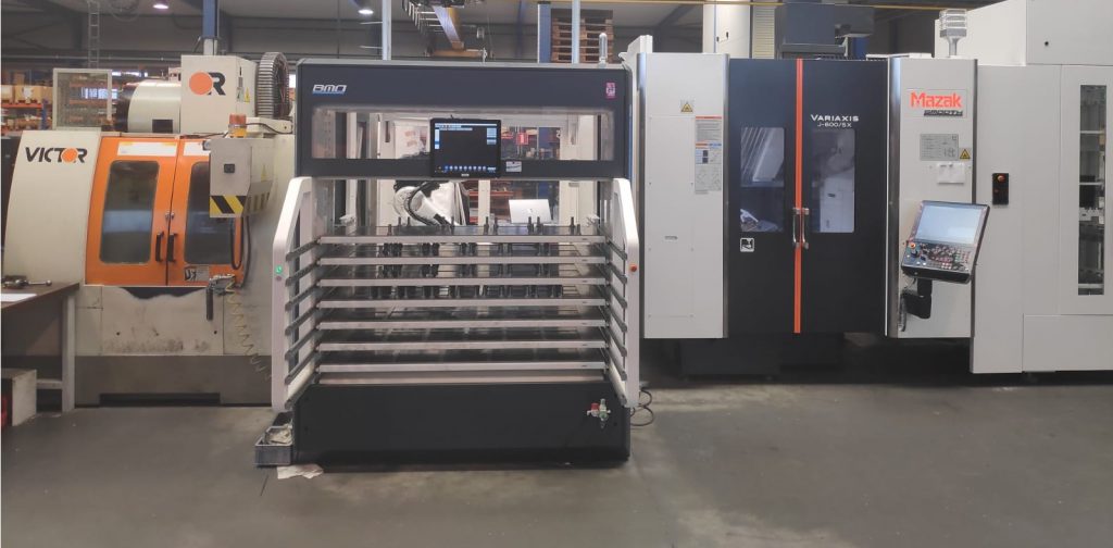 Victor - Platinum 50 Sideloader - Mazak J600- cnc machine